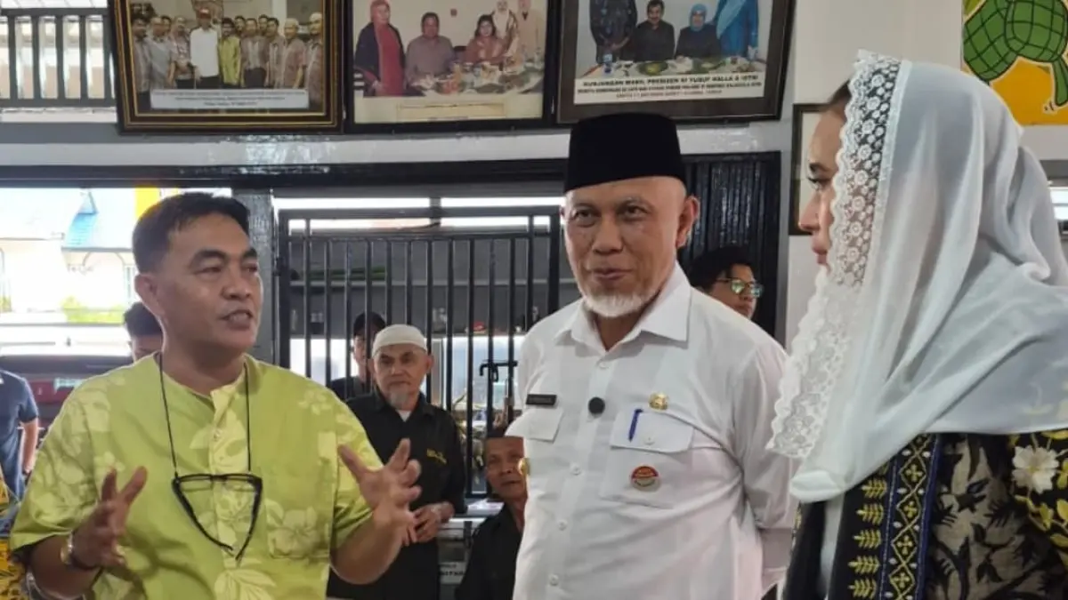 M Zuhrizul saat berbincang dengan Menpar Widiyanti Putri Wardhana.(Foto: IST)