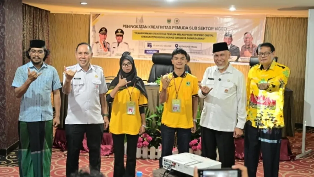 Mahyeldi buka pelatihan video kreatif di Bukittinggi, dorong pemuda Sumbar jadi kreator digital produktif dan berdaya saing di industri kreatif, Rabu (29/4/2026).