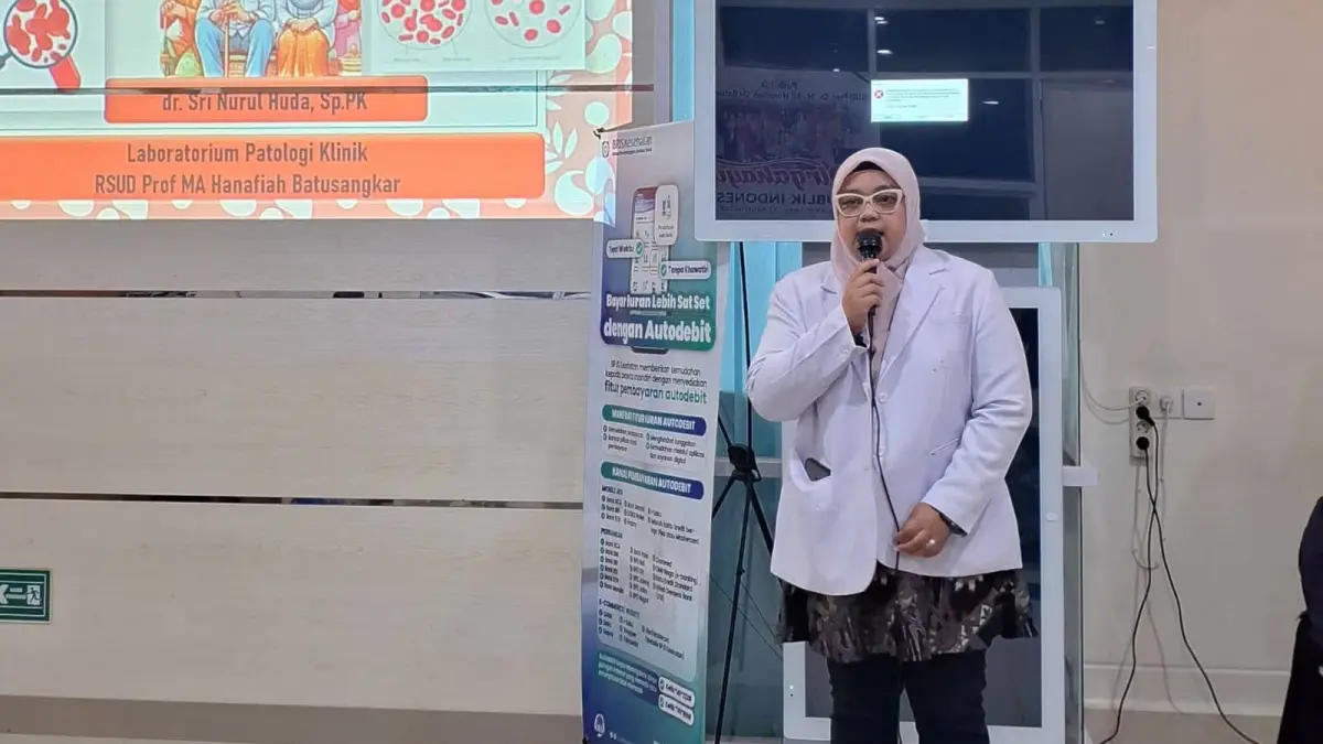 RSUD Prof. DR MA Hanafiah menggelar penyuluhan kesehatan rutin dengan tema “Deteksi Dini Anemia pada Lansia” yang dilaksanakan di ruang tunggu Poliklinik Rawat Jalan, baru-baru ini.