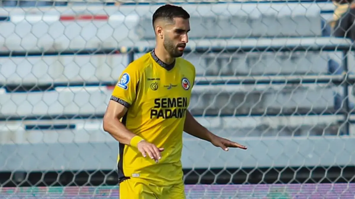 Bek Semen Padang FC, Angelo Meneses. (WEBSITE ILEAGUE)