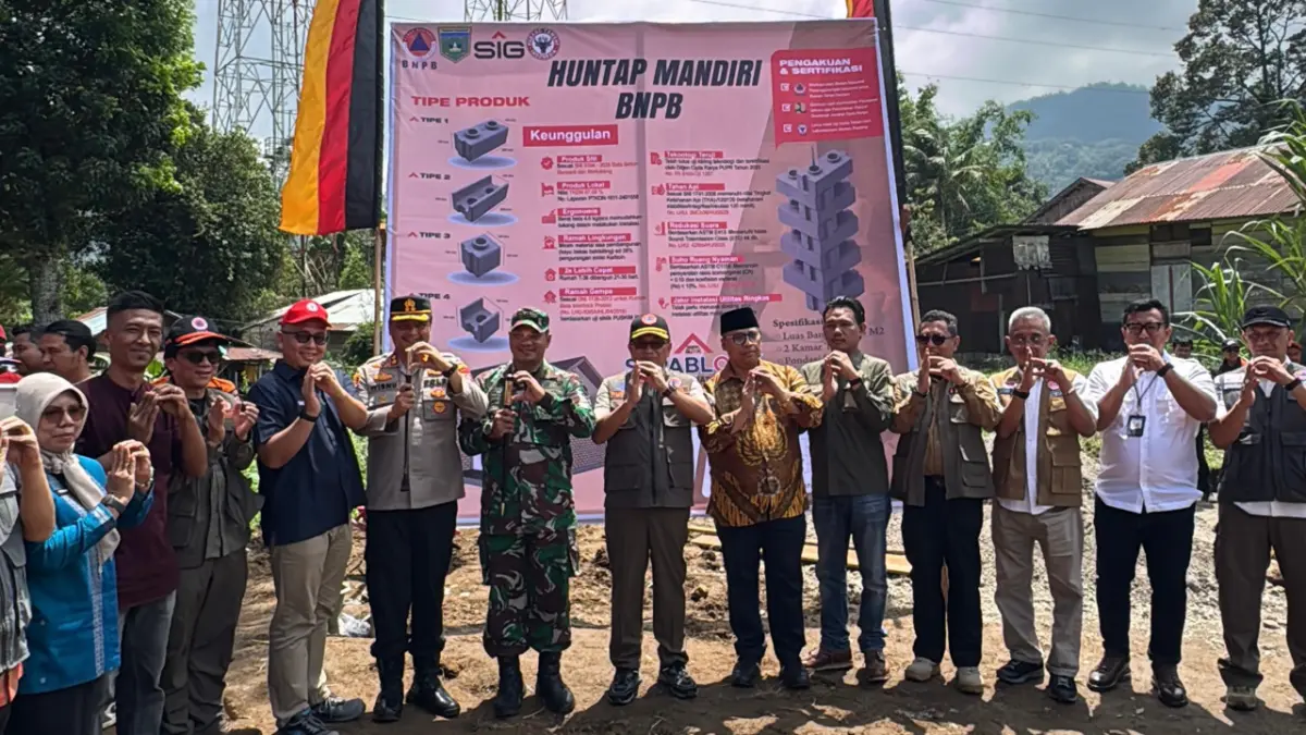 Sepablock digunakan BNPB di Padangpanjang, huntap tipe 36 dibangun 30 hari dengan anggaran Rp60 juta per unit.