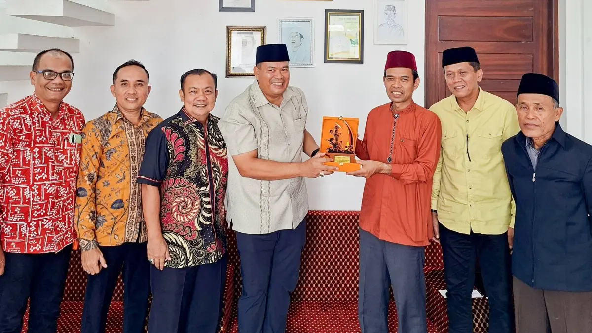 Wali Kota Pariaman, Yota Balad, usai bertemu Ustad Abdul Somad (UAS) di Rumah Omak, Rimbo Panjang, Kabupaten Kampar, Riau, Kamis (7/5/2026).