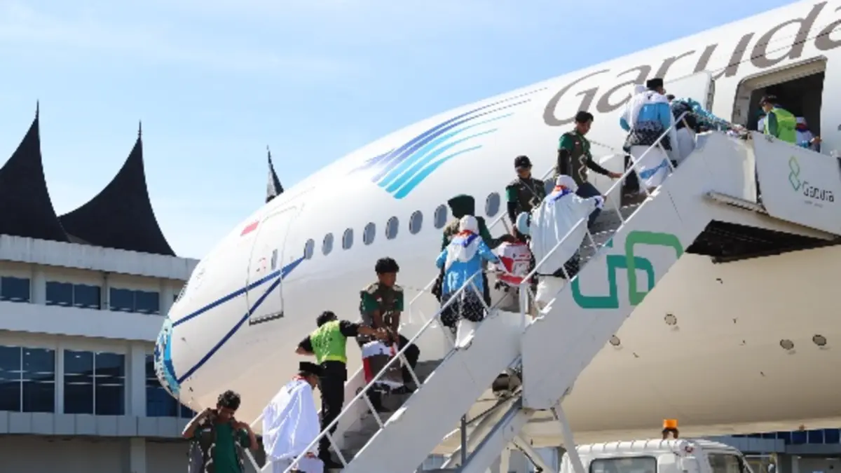 Embarkasi Padang tuntaskan pemberangkatan Haji 2026 dengan total 5.374 jemaah menuju Tanah Suci melalui 14 kloter, Sabtu (9/5/2026).