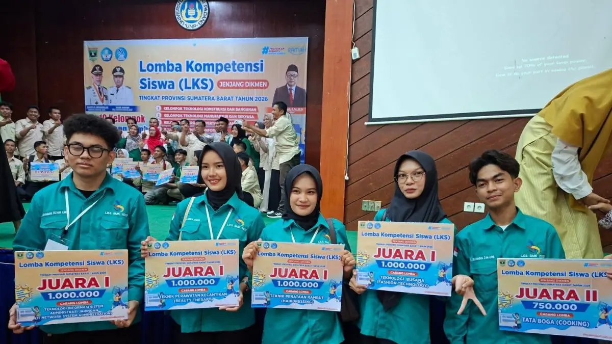 Siswa SMK Negeri 6 Padang berprestasi di lomba LKS Dikmen jenjang SMK Tingkat Provinsi Sumatera Barat yang berlanghsung 5-7 Mei 2026 di FakultasTeknik UNP. (TIM LAMAN GURU)