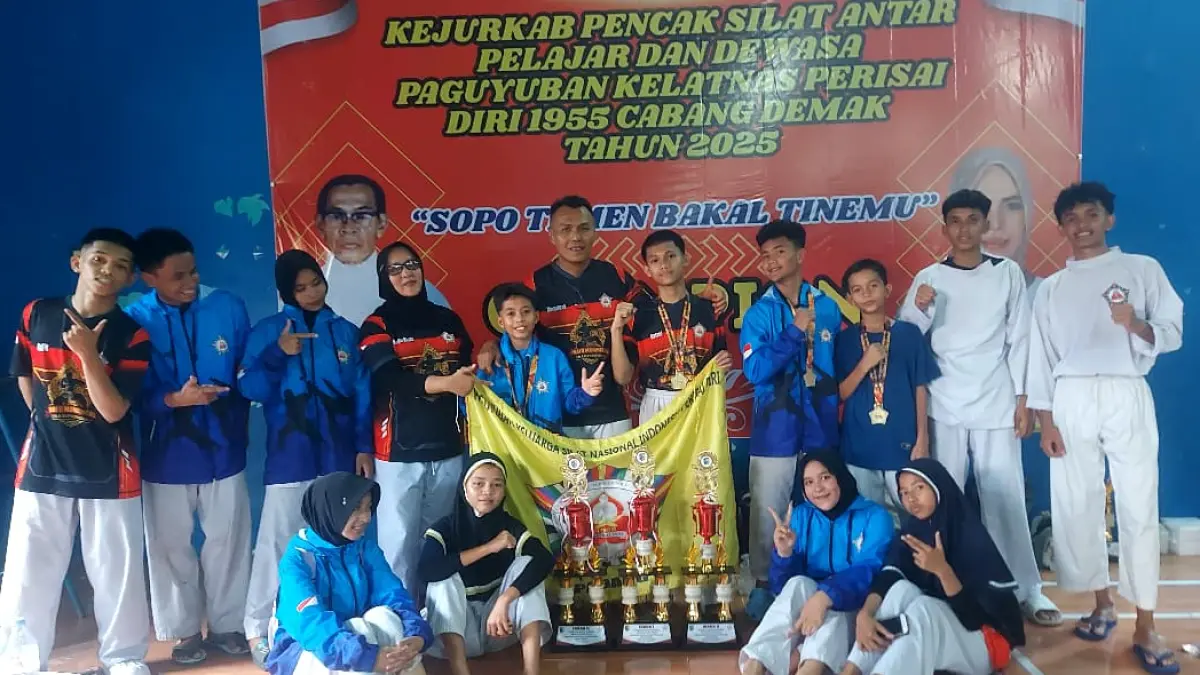 Perguruan Silat Paguyuban Kesilatnas Perisai Diri 1955 Sumatera Barat.