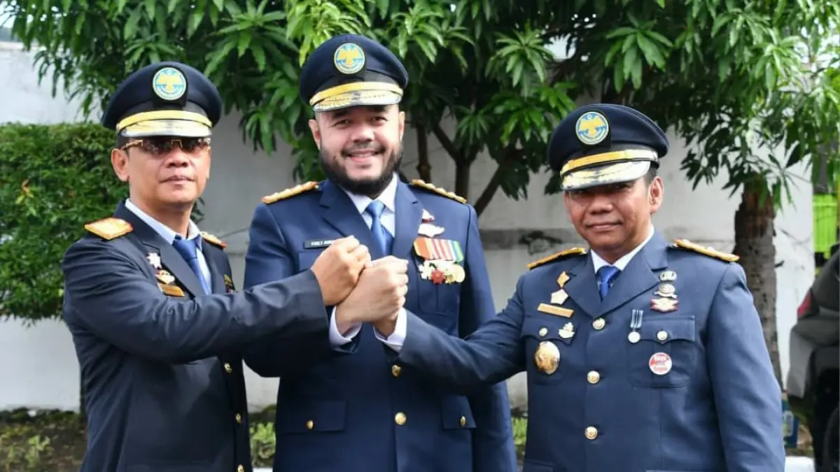Wali Kota Padang Fadly Amran sertijab Kadishub pada apel sertijab di Kantor Dishub Kota Padang, Rabu (13/5/2026).(Foto: Prokopim)