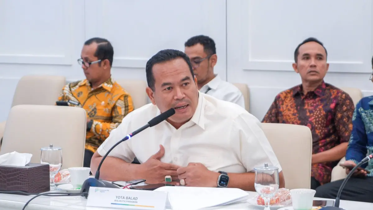 Wali Kota Pariaman Yota Balad saat audiensi bersama Menteri PPN/Kepala Bappenas Rachmat Pambudy di Kantor Pusat Bappenas, Jakarta Pusat, Selasa (19/5/2026).