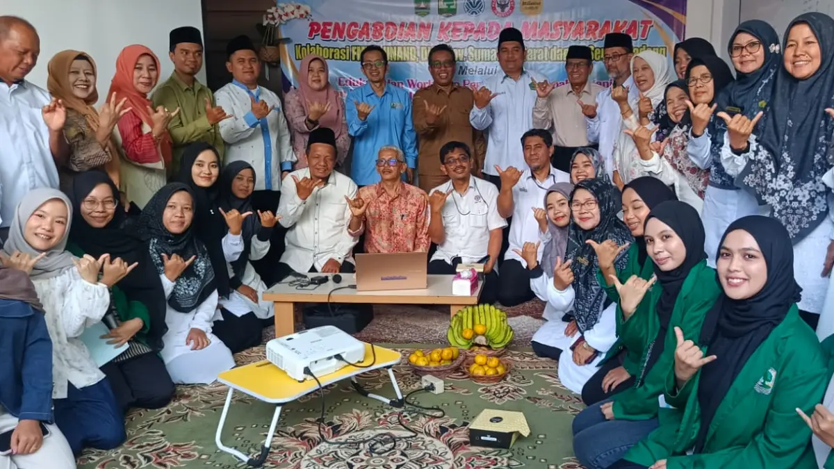 PT Semen Padang bersama Unand dan DLH Sumbar menggelar workshop budidaya maggot BSF untuk pengolahan sampah organik berkelanjutan.
