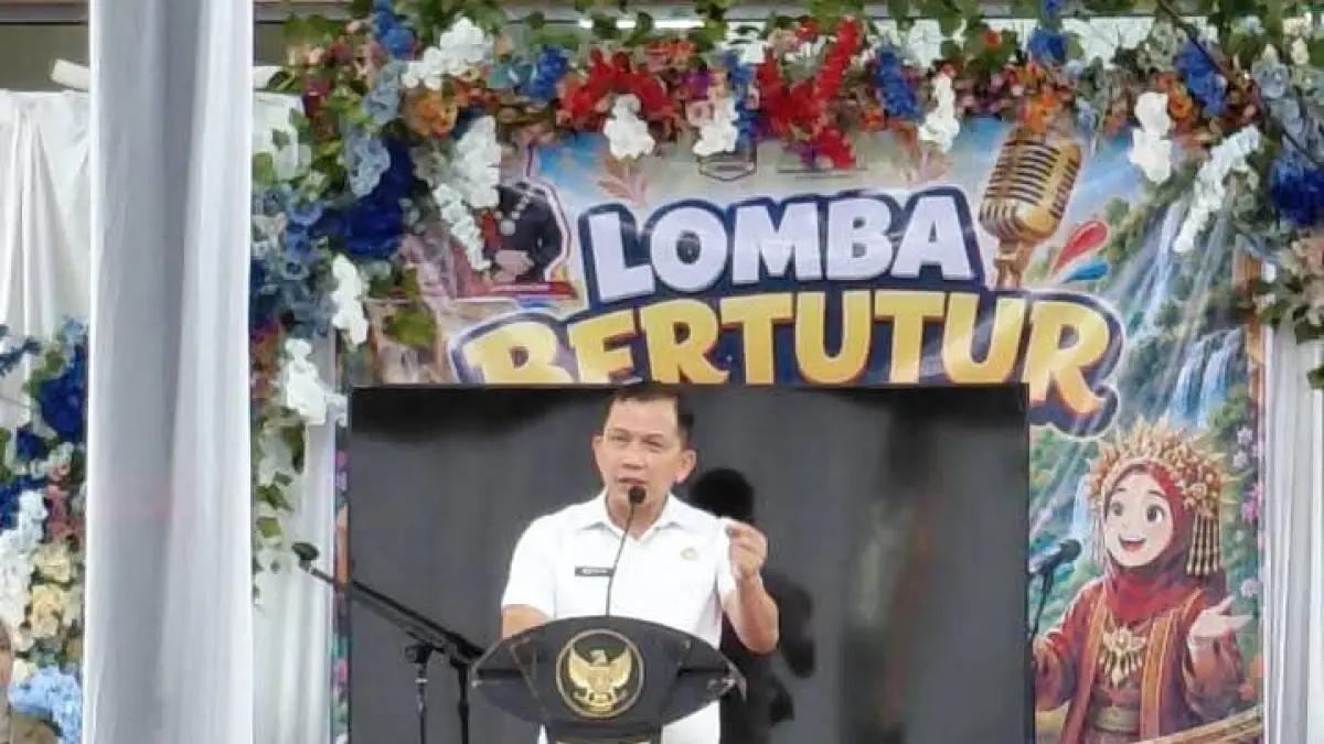 Pemerintah Kabupaten (Pemkab) Dharmasraya melalui Dinas Perpustakaan dan Kearsipan menggelar Lomba Bertutur Tingkat SD/MI se-Kabupaten Dharmasraya Tahun 2026 di Gedung Layanan Umum Perpustakaan Daerah, Komplek Sport Center Dharmasraya, Koto Padang, Kecamatan Koto Baru. (DOKUMENTASI PEMKAB DHARMASRAYA)