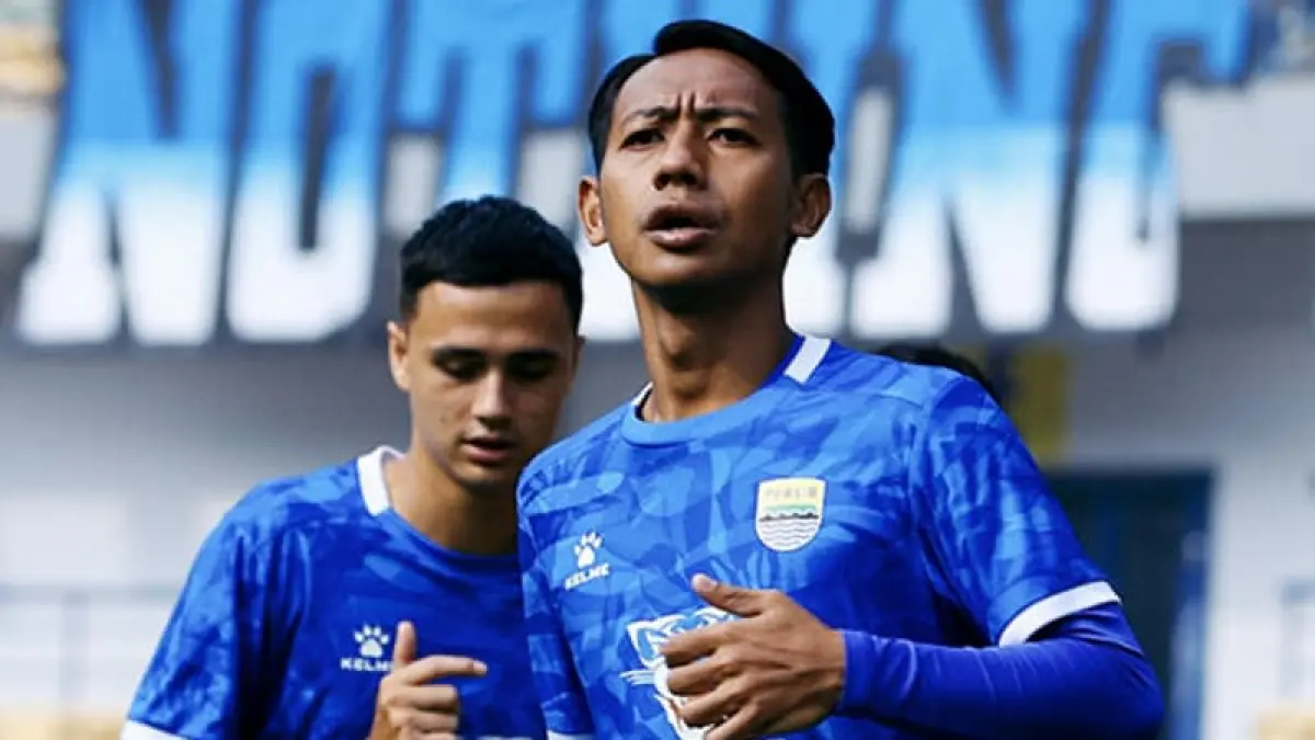 Pemain Persib Bandung akan menghadapi Persijap Jepara pada laga penentuan juara Super League 2025-2026 di Stadion GBLA.(Foto: X @persib)