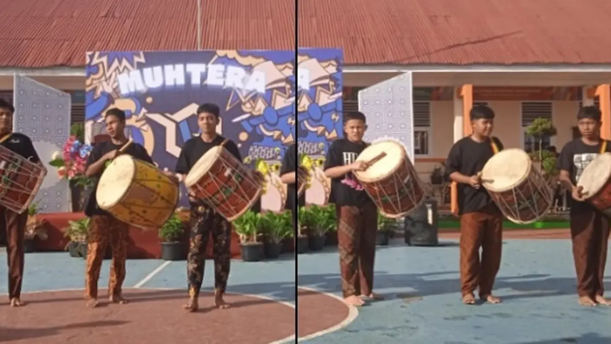 Siswa SMP IT ICBS Payakumbuh sedang memainkan  alat tradisional saat tampil acara di MUHTERA beberapa lalu. (TIM LAMAN GURU)