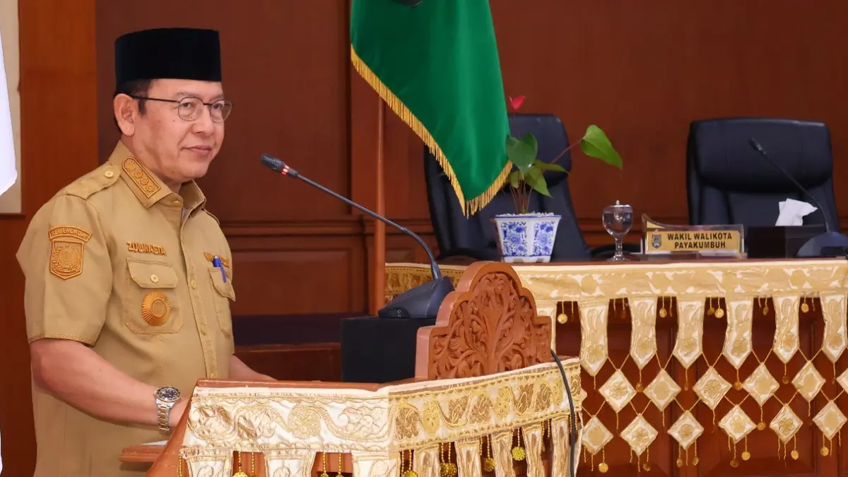 Wali Kota Payakumbuh Zulmaeta dalam rapat paripurna DPRD Kota Payakumbuh, Selasa (2/6/2026).