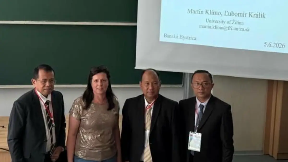 Delegasi UNP bertemu pihak Matej Bel University Slovakia membahas program hibah Erasmus+ untuk mobilitas akademik.(Foto: KKPS UNP)