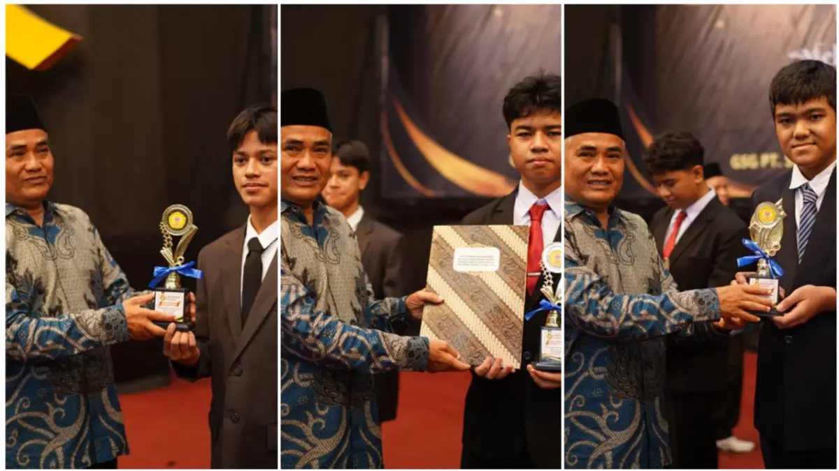 Tiga siswa SMP Semen Padang berprestasi pada ASAS 2026, yakni Muhammad Luthfi Faith Syawal dengan nilai 100 Matematika, serta Muhammad Irsyadinnas Al Faruq dan Devin Mirza Arkana dengan nilai 100 Bahasa Inggris.