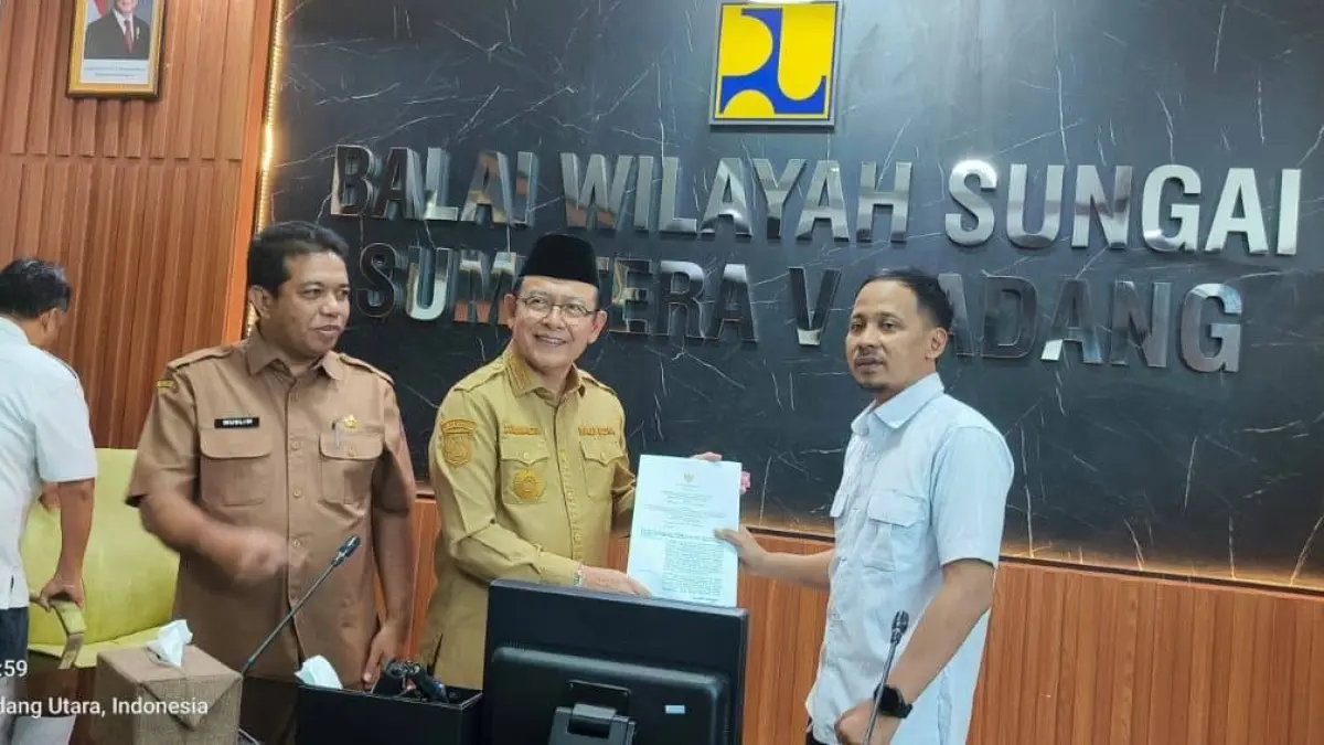 Pemko Payakumbuh melakukan penandatanganan nota kesepakatan dengan BWS V Padang, Selasa (9/6). (DOK PEMKO PAYAKUMBUH)