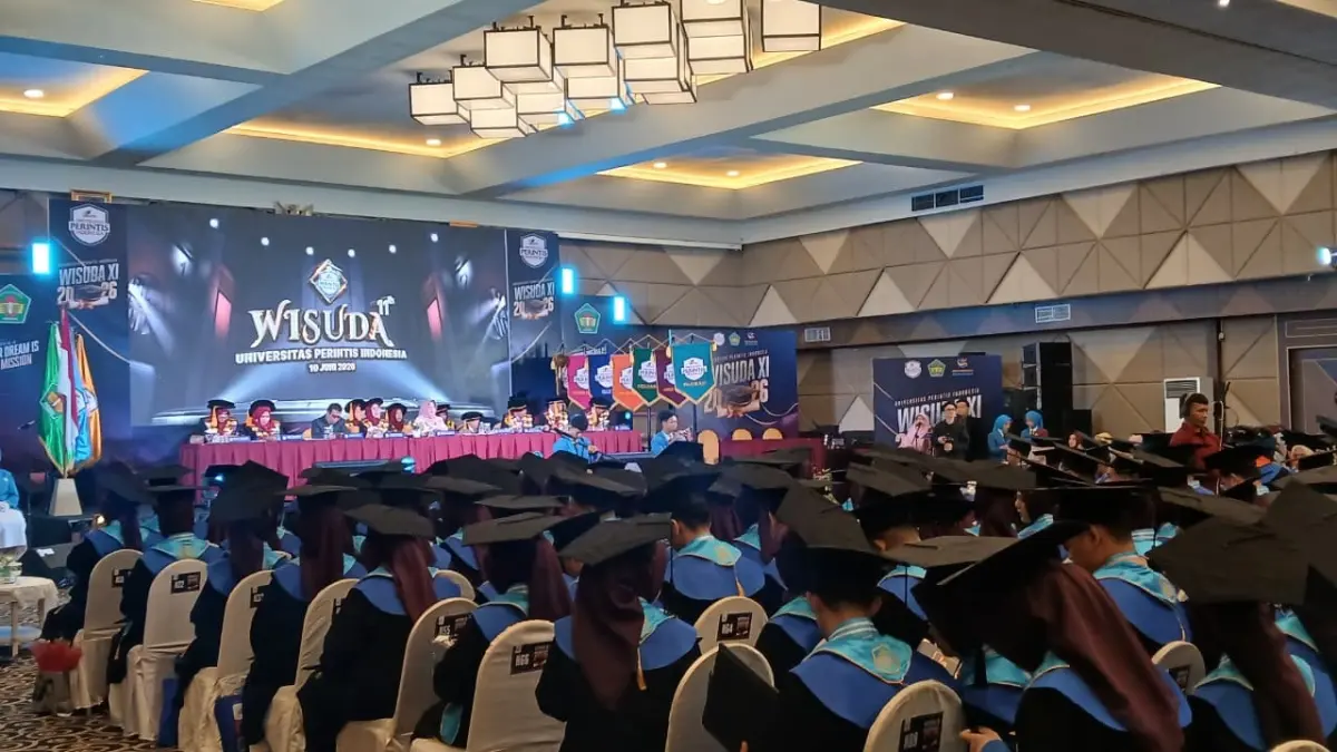 Suasana kegiatan wisuda XI UPERTIS Padang yang digelar di Pangeran Beach Hotel Padang, Rabu (10/6). (DOK UPERTIS PADANG)