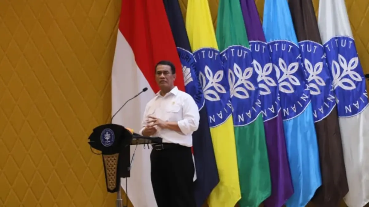 Menteri Pertanian Andi Amran Sulaiman memberikan kuliah umum kepada mahasiswa IPB University di Bogor.(Foto: Humas)