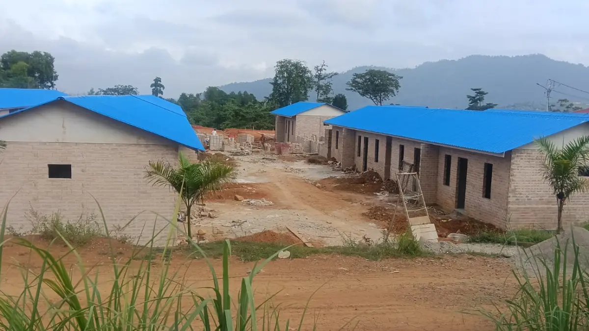 Pemko Padang percepat pembangunan huntap bagi korban banjir dan longsor akhir 2025 lewat sinergi dengan kementerian, BNPB, hingga lembaga kemanusiaan. (Foto: BPBD Padang)