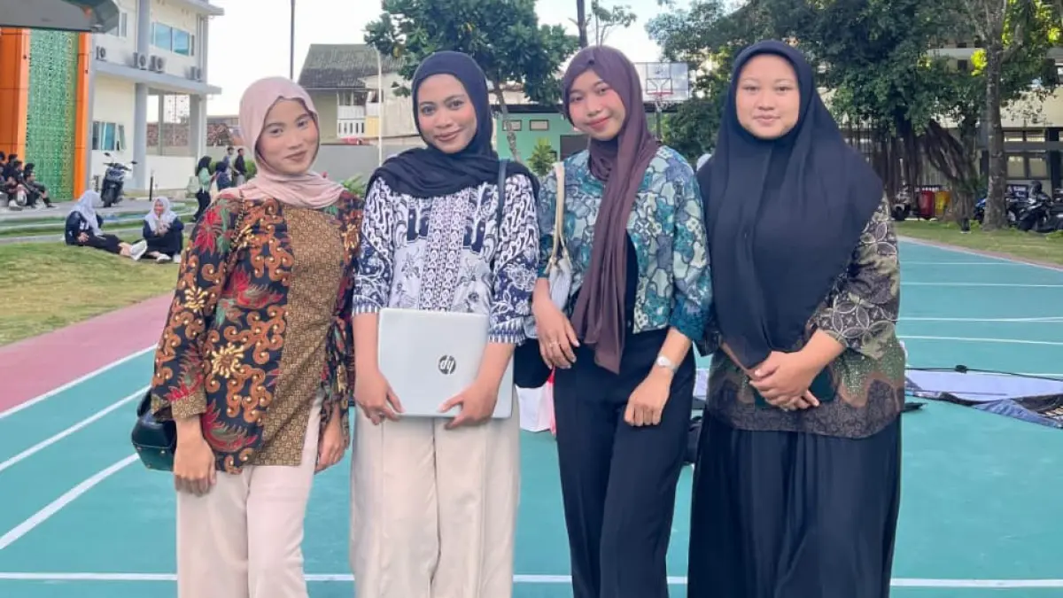Dari kiri, Imas Dion Febriani, Maya Novita Sari, Cahya Camila Evanglin, dan Fatati Nailul Munadia. (DOK JPG)