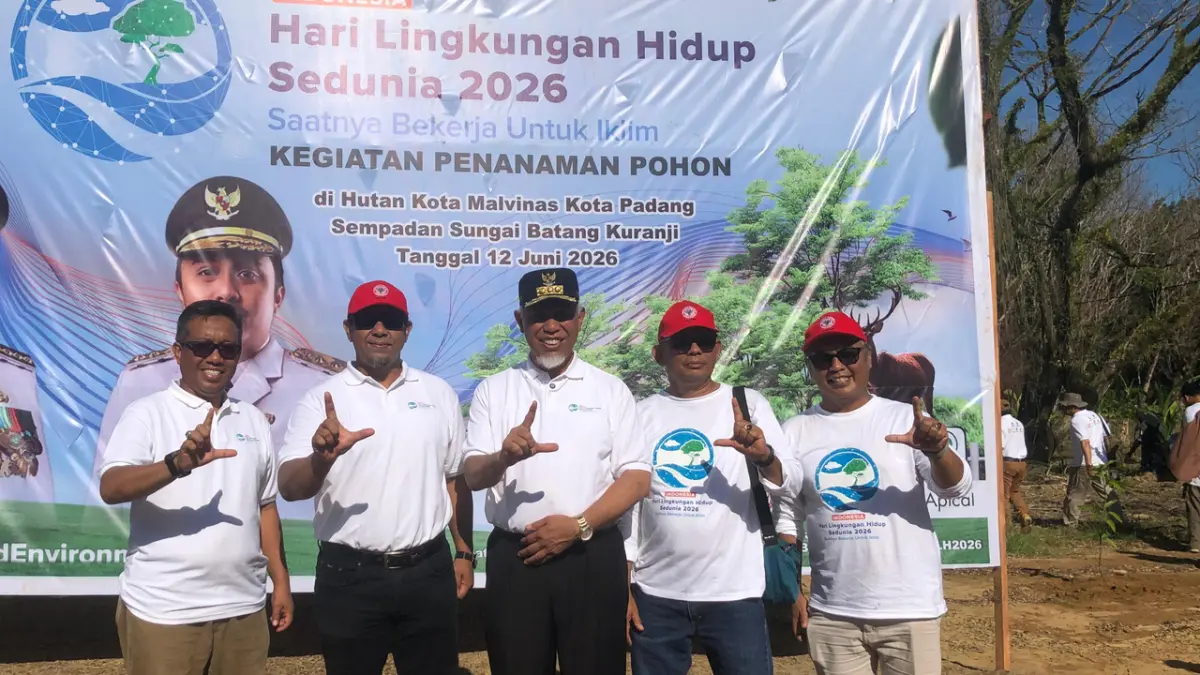 PT Semen Padang berpartisipasi dalam penanaman 1.000 pohon pada Hari Lingkungan Hidup 2026 di Padang sebagai komitmen pelestarian lingkungan.