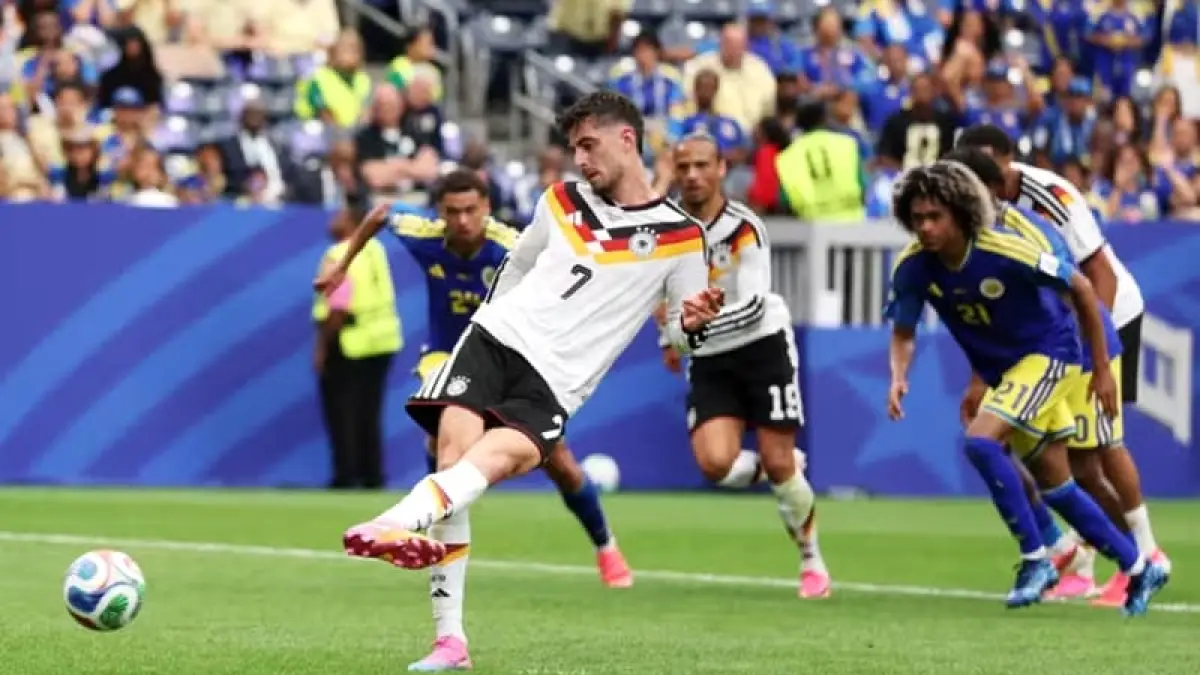 Kai Havertz pemain timnas Jerman mengeksekusi penalti ke gawang Curacao pada laga Piala Dunia 2026 di NRG Stadium Houston.(Foto: FIFA)
