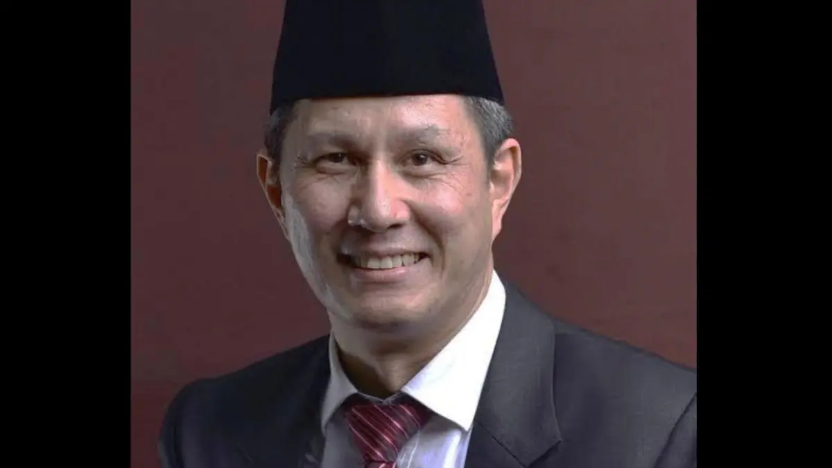 REVALIN HERDIANTO
