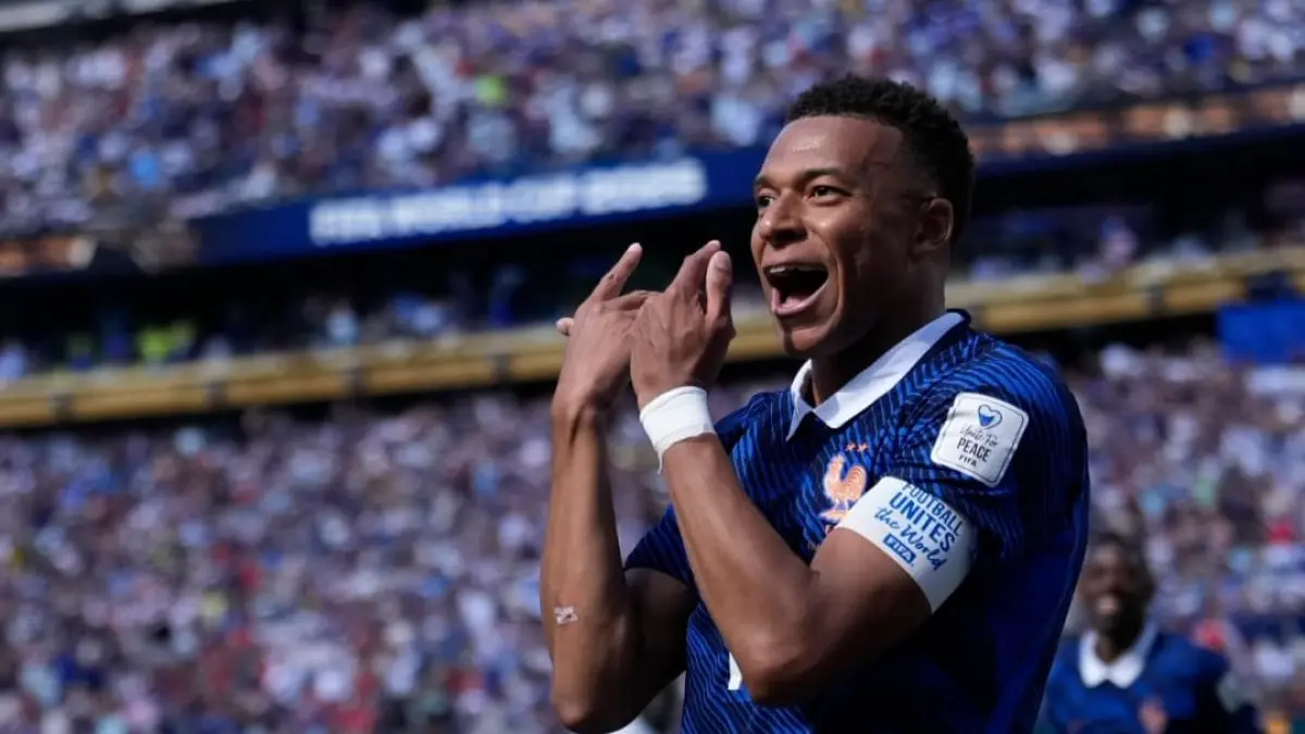 Kylian Mbappe merayakan gol dalam kemenangan Prancis 3-1 atas Senegal di Piala Dunia 2026 usai menjadi top skor sepanjang masa Timnas Prancis dengan 58 gol.(Foto: X @equipedefrance)