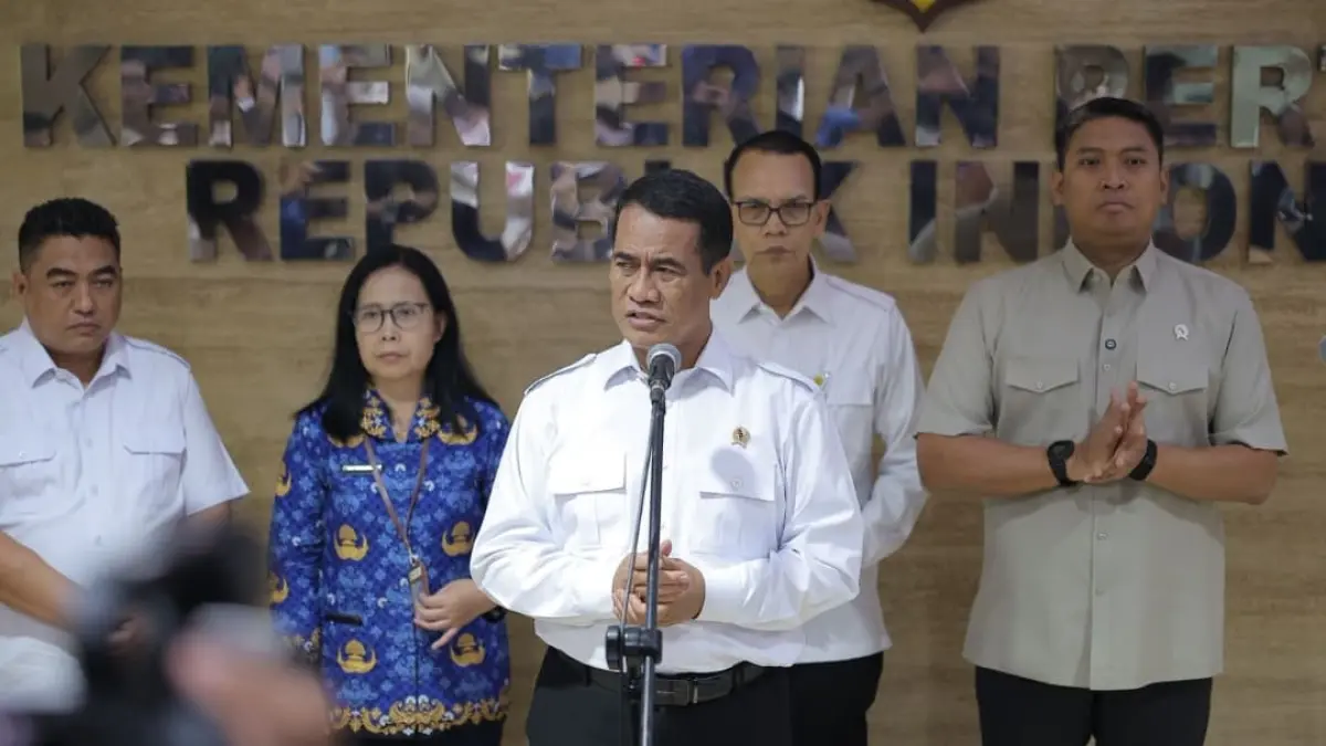 Menteri Pertanian Andi Amran Sulaiman menyebut sekitar 90 persen perusahaan sawit telah menaikkan harga pembelian Tandan Buah Segar (TBS) kelapa sawit di tingkat petani sesuai ketentuan yang ditetapkan pemerintah daerah.(Foto: Dok. Humas)