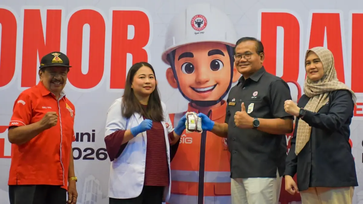 PT Semen Padang mengumpulkan 312 kantong darah untuk PMI Kota Padang melalui aksi donor darah memperingati Hari Lahir Pancasila 2026.