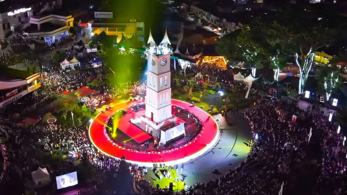 Peringatan 100 Tahun Jam Gadang di Bukittinggi menjadi momentum diplomasi Indonesia-Belanda melalui kerja sama budaya, pendidikan, sejarah, dan pariwisata.