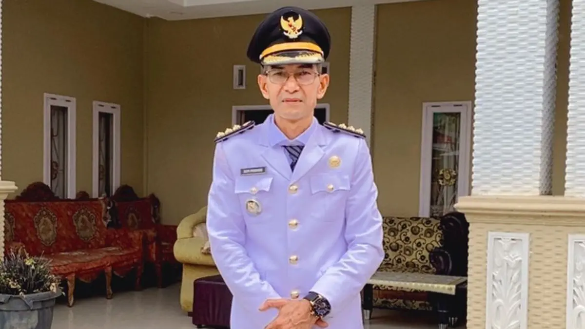 Camat Pangkalan Kotobaru, Depi Peringki.