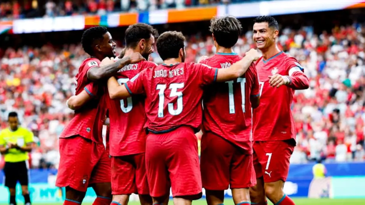 Cristiano Ronaldo merayakan kemenangan Portugal atas Uzbekistan 5-0 bersama rekan setim di Piala Dunia 2026.(Foto: X @cristiano)