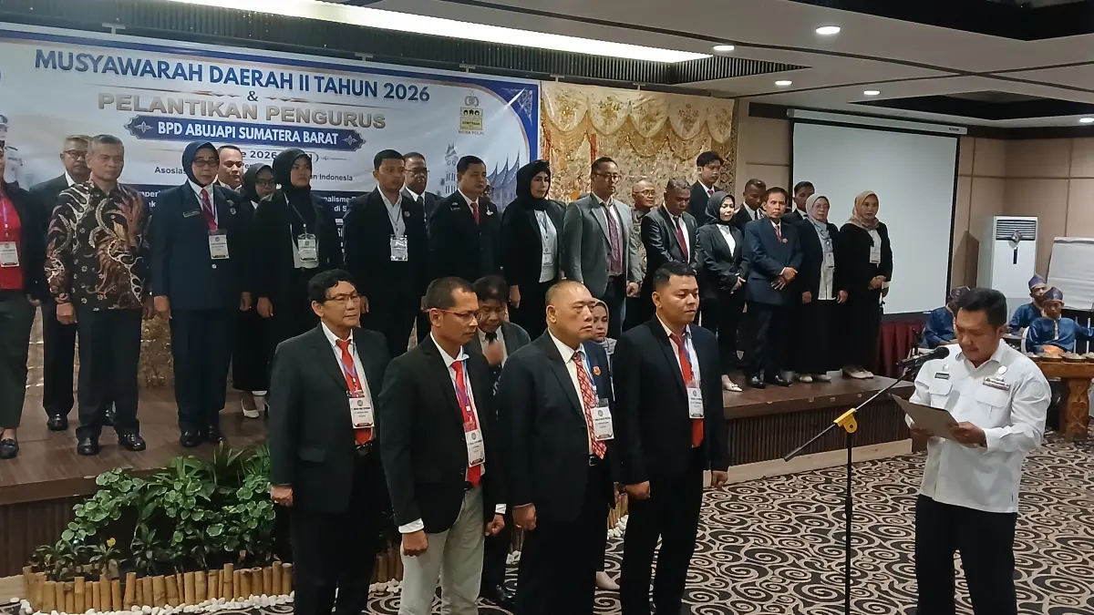 BPD Abujapi Sumatera Barat periode 2026-2031 resmi dilantik di Pangeran Beach Hotel Padang, Kamis (25/6). (SUYUDI/PADEK)
