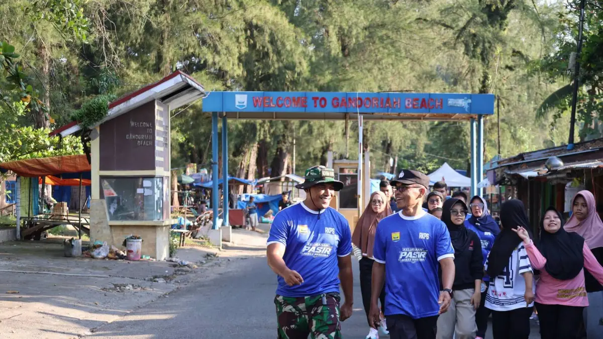 Jalan Santai Hari Anti Narkotika 2026 di Kota Pariaman menjadi momentum mengajak masyarakat bersama-sama memerangi penyalahgunaan narkoba melalui aksi nyata.