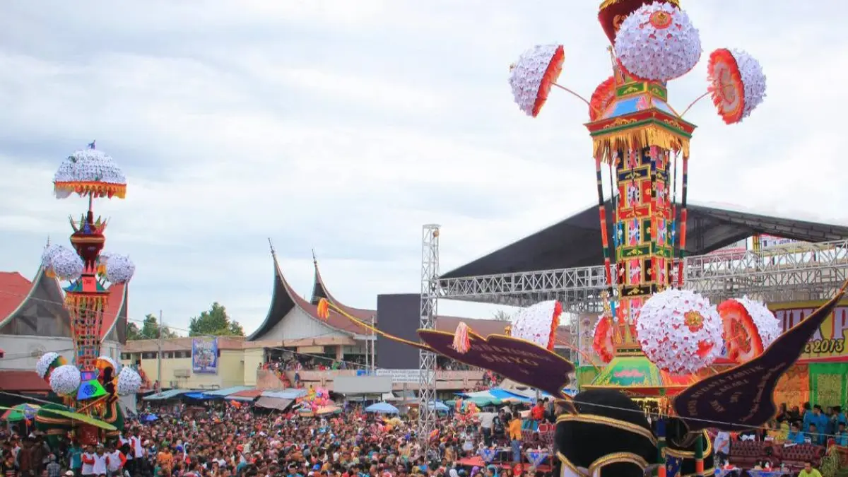 Puncak hoyak tabuik tahun 2025 lalu. (dok)