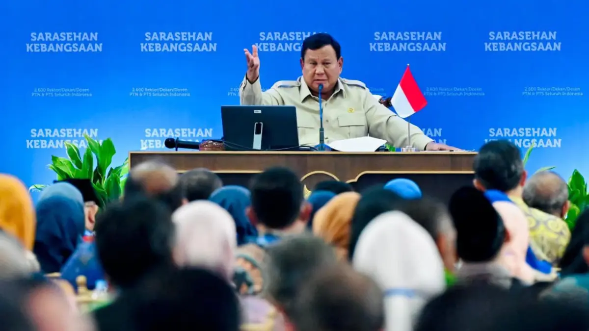 Presiden Indonesia Prabowo Subianto saat menutup Sarasehan Kebangsaan di Jakarta International Convention Center (JICC) kemarin (28/6). (BPMI SETPRES/LAILY RACHEV)