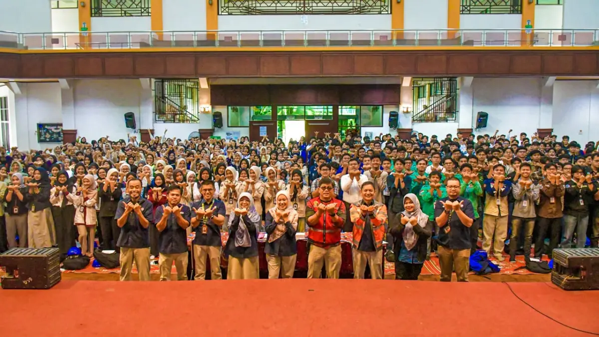 PT Semen Padang menerima sekitar 450 mahasiswa dan pelajar dalam program magang Juli 2026. Seluruh peserta mendapat pembekalan budaya kerja dan keselamatan kerja sebelum ditempatkan di berbagai unit, Rabu (1/7/2026).