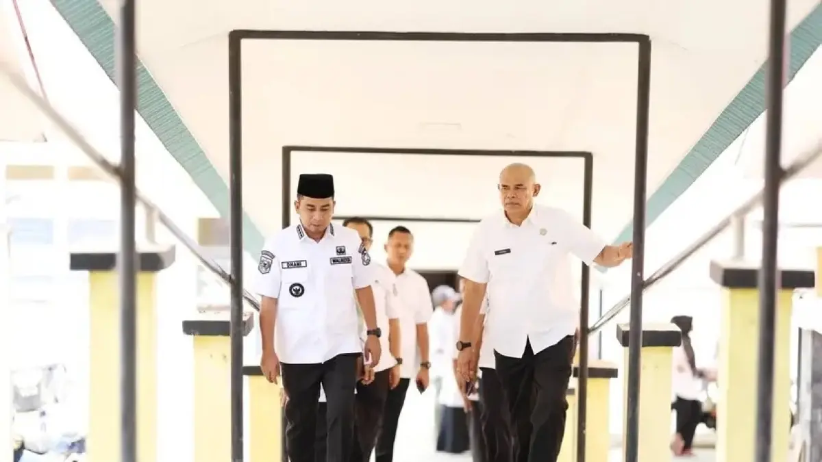 Wali Kota Solok, Dr. Ramadhani Kirana Putra, meninjau fasilitas dan layanan Rumah Rehabilitasi Narkoba Adhyaksa Al-Madinah di kawasan Puskesmas Nan Balimo, Rabu (8/7). (DOK PEMKO SOLOK)