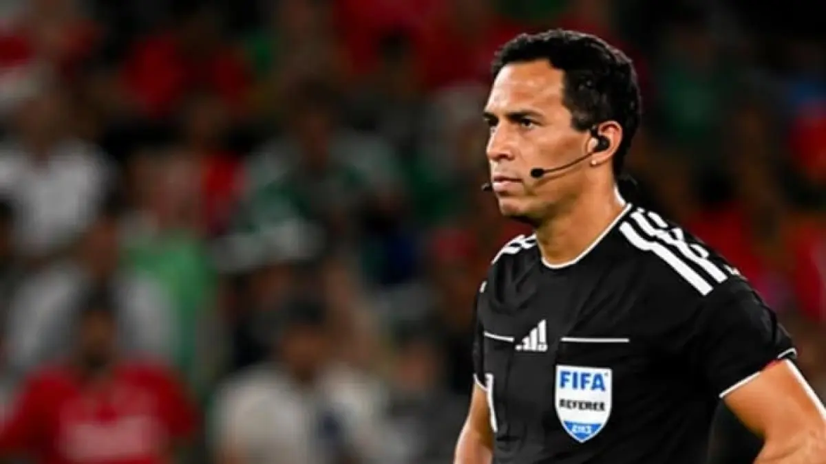 FIFA menunjuk wasit asal Argentina, Facundo Tello, untuk memimpin pertandingan perempat final Piala Dunia 2026 antara Prancis dan Maroko, pada Jumat (10/7/2026) pukul 03.00 WIB. (Foto: IG @refereeing.world)