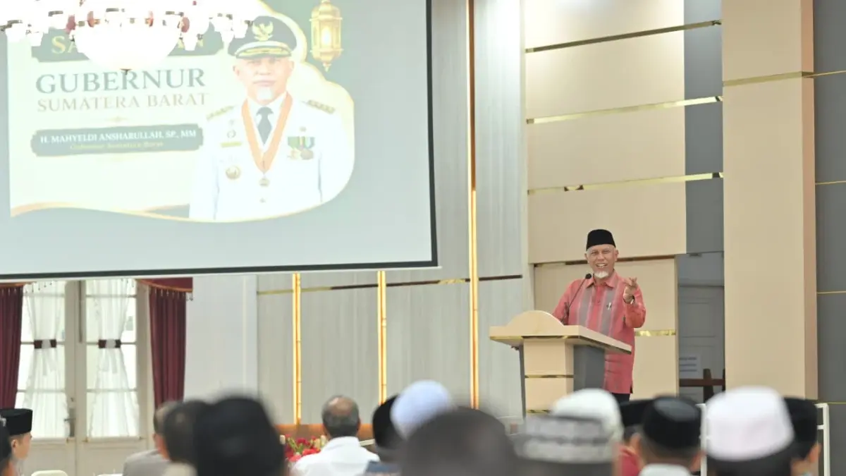Gubernur Sumatera Barat Mahyeldi Ansharullah membuka Musda XI MUI Sumbar di Auditorium Gubernur, Padang, Sabtu (11/7). (DOK BIRO ADPIM)