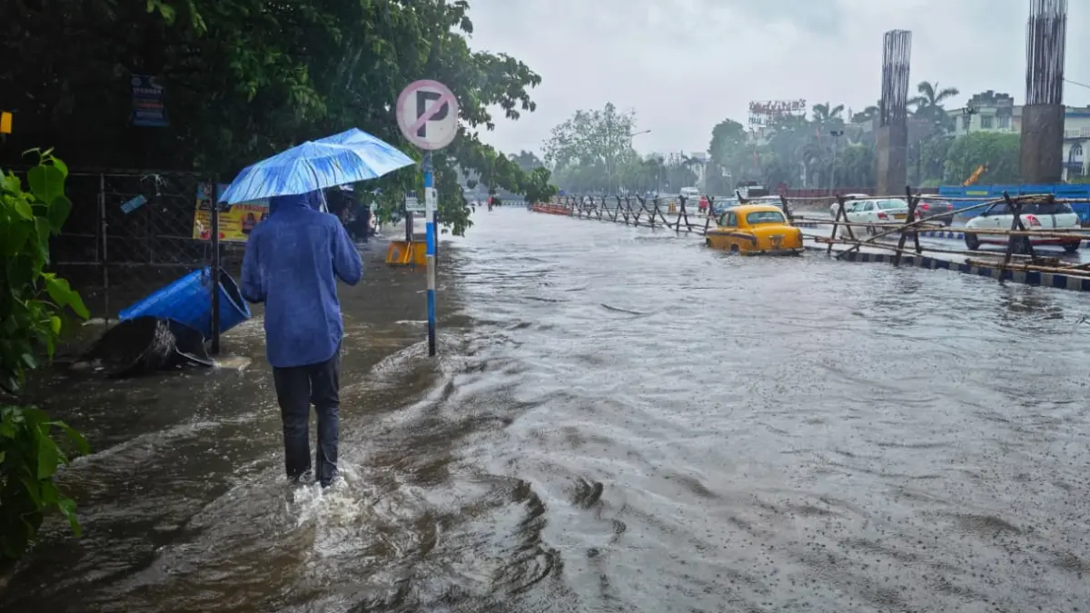 Ilustrasi banjir rob di kawasan pesisir. BMKG Maritim Teluk Bayur mengeluarkan peringatan dini potensi banjir rob di sejumlah wilayah pesisir Sumatera Barat dan Kepulauan Mentawai pada 13–16 Juli 2026 akibat fenomena Bulan Baru.