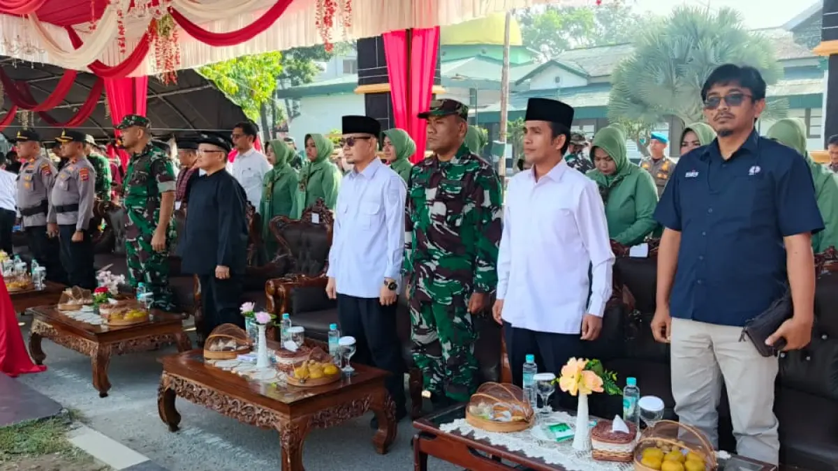 Acara pembukaan TMMD ke-129 di Lapangan Kantin Kota Bukittinggi. TMMD tahun 2026 ini dilaksanakan di Kabupaten Agam dan Limapuluh Kota membangun jalan usaha tani, jembatan, RTLH, sumur bor, dan fasilitas umum untuk mempercepat pembangunan desa.