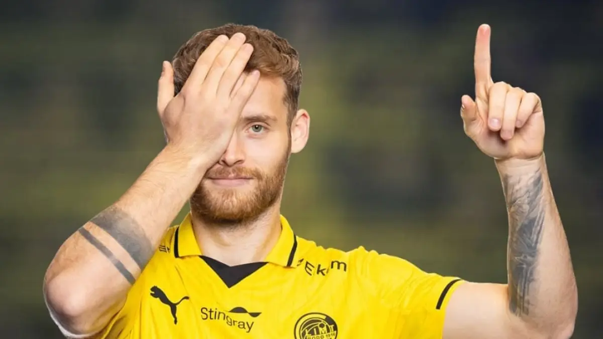 Ole Didrik Blomberg merayakan gol penalti yang membawa Bodø/Glimt menang 1-0 atas Fredrikstad di Aspmyra Stadion.(Foto: IG @bodoglimt)