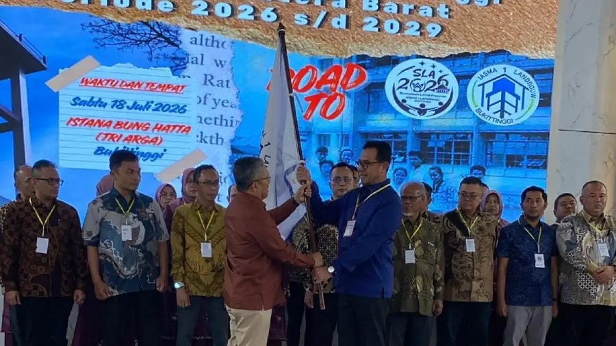 Pengurus IASMA 1 Landbouw Bukittinggi Wilayah Sumbar periode 2026–2029 resmi dikukuhkan. Dr. Zefnihan dipercaya memimpin organisasi alumni.