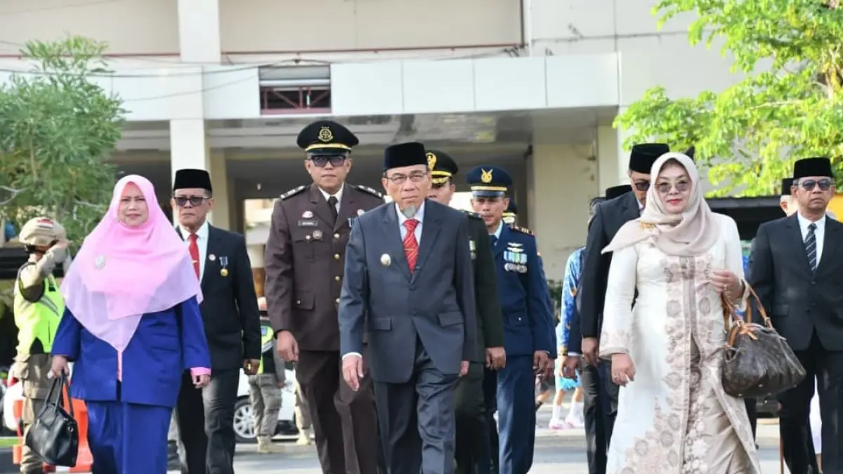 Wakil Wali Kota Padang Maigus Nasir bersama Forkopimda pada peringatan gugurnya Pahlawan Nasional Bagindo Aziz Chan ke-79 di Balai Kota Aie Pacah.(Foto: Diskominfo)