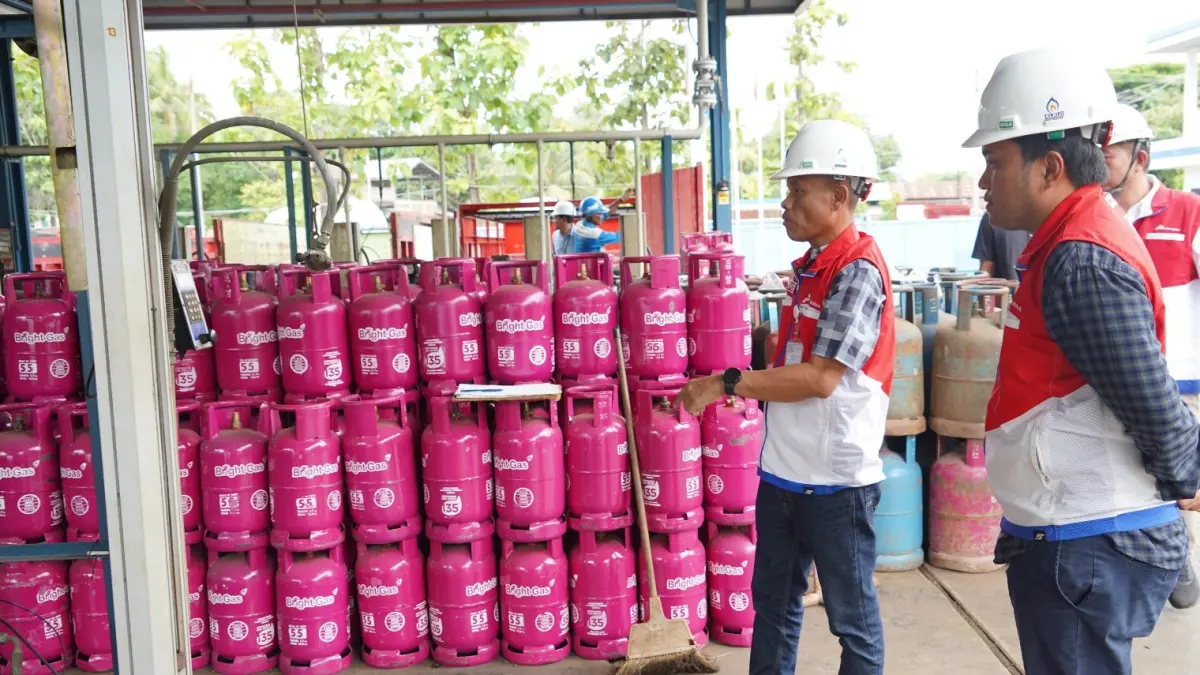 Pertamina Patra Niaga menyesuaikan harga LPG nonsubsidi Bright Gas 5,5 kg dan 12 kg di wilayah Regional Sumbagut, termasuk Sumatera Barat, efektif mulai 14 Juli 2026 lalu.