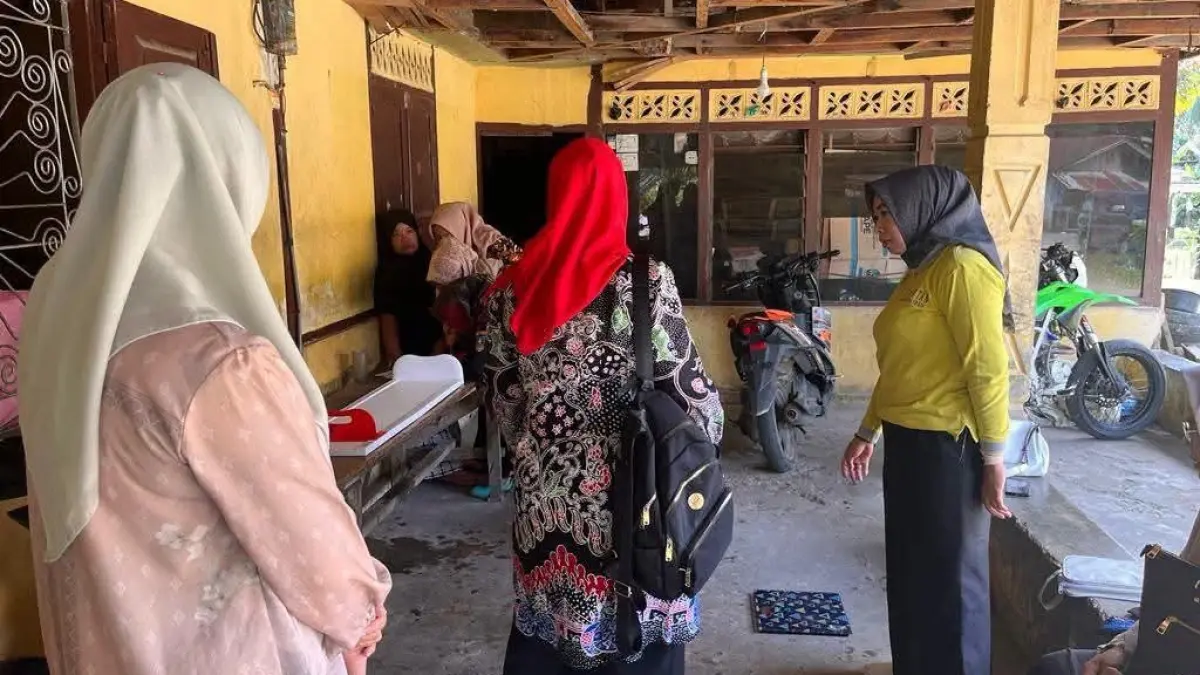 Perkimtan Kabupaten Dharmasraya menghadirkan inovasi KLIK RUMAH SAYA, layanan konsultasi perumahan berbasis WhatsApp yang memudahkan masyarakat mengakses informasi RTLH, pembangunan, rehabilitasi, dan legalitas rumah secara cepat, mudah, serta efisien. (DOKUMENTASI PEMKAB DHARMASRAYA)