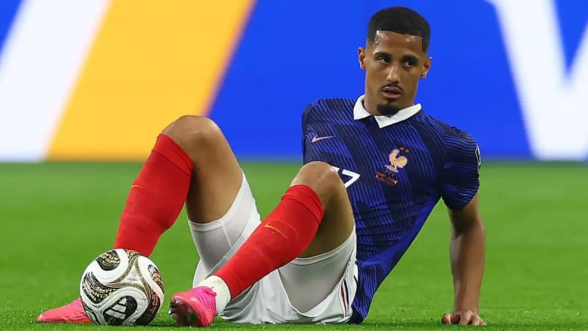 Beka andalan Arsenal, William Saliba saat membela Timnas Prancis hingga semifinal Piala Dunia 2026. (Foto: X @williamsaliba4_)