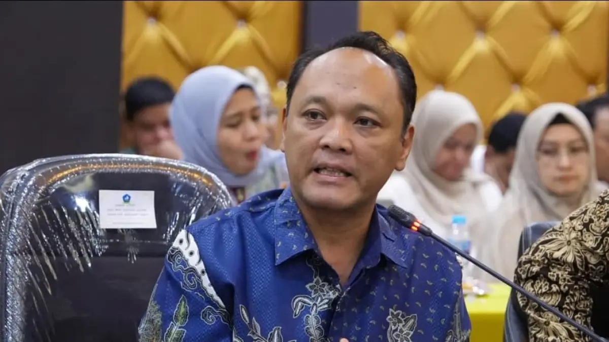 Staf Ahli Menteri UMKM Reghi Perdana saat kunjungan kerja Komisi VII DPR RI di Kabupaten Bintan. (Foto: Humas)