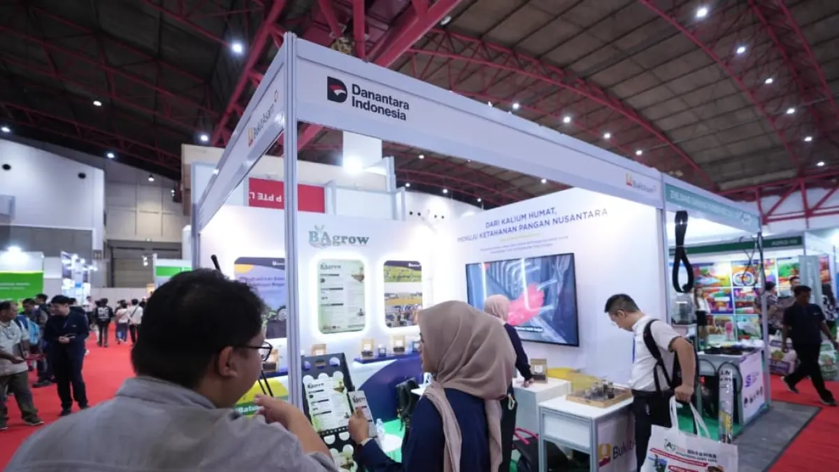 PTBA memperkenalkan BA Grow, inovasi Kalium Humat hasil hilirisasi batubara, pada Inagritech 2026.(Foto: Corcom)